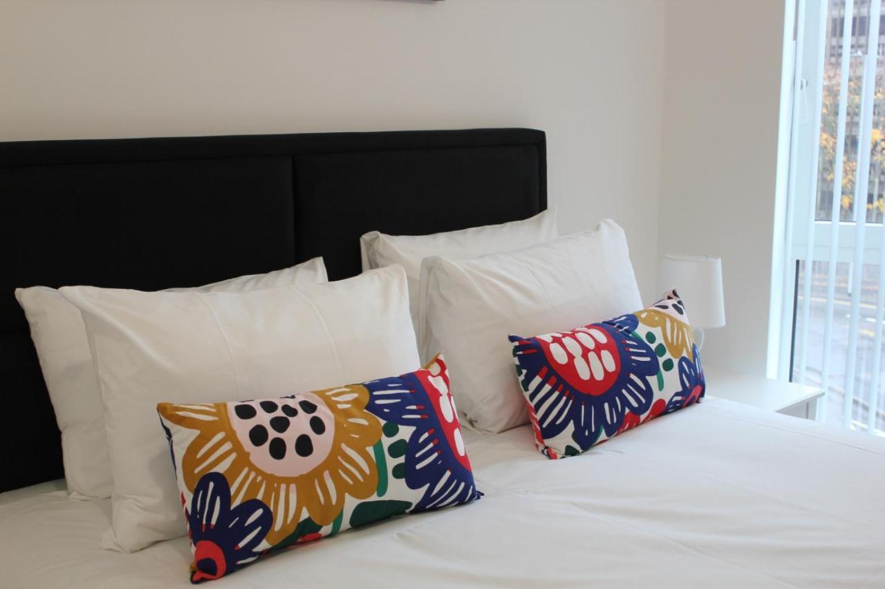 Berks Luxury Serviced Apartments , Free Parking, Free Gym And Free Wifi Bracknell Exteriér fotografie