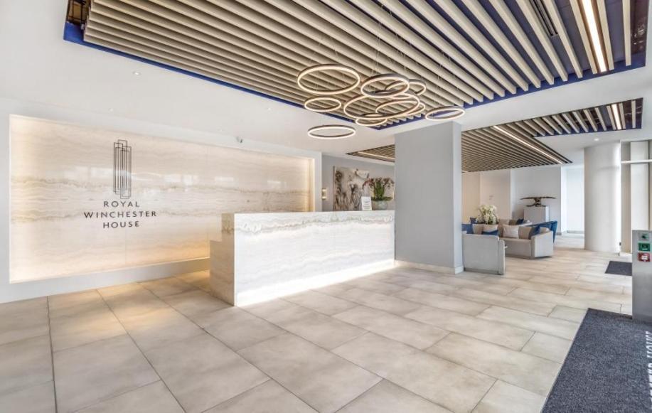 Berks Luxury Serviced Apartments , Free Parking, Free Gym And Free Wifi Bracknell Exteriér fotografie