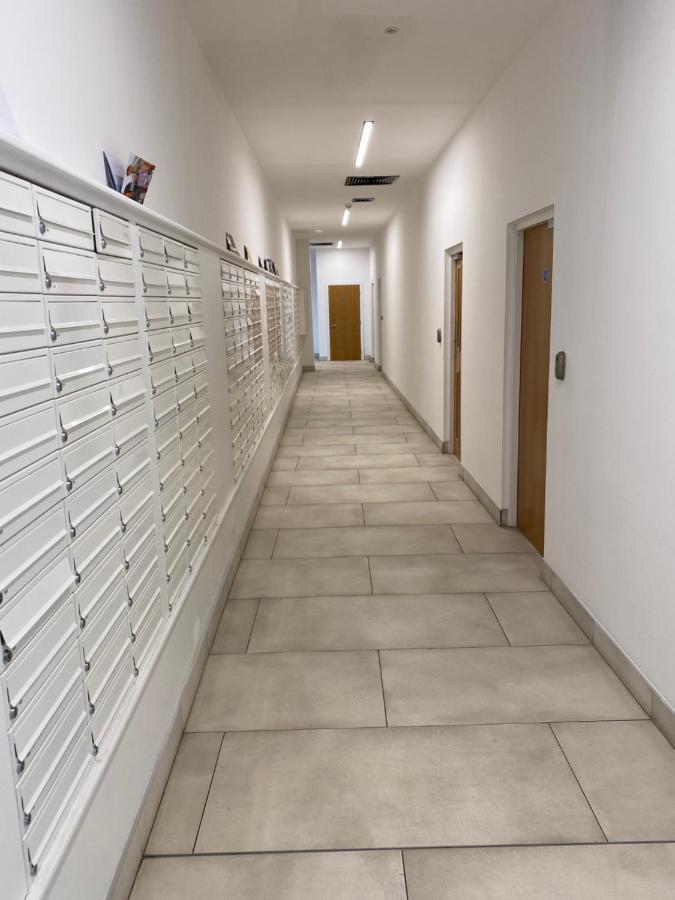 Berks Luxury Serviced Apartments , Free Parking, Free Gym And Free Wifi Bracknell Exteriér fotografie
