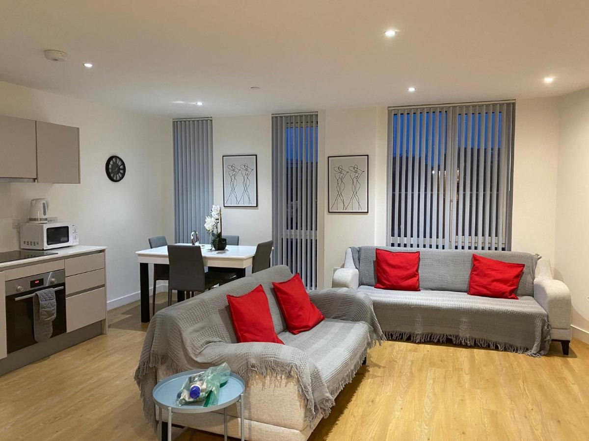 Berks Luxury Serviced Apartments , Free Parking, Free Gym And Free Wifi Bracknell Exteriér fotografie